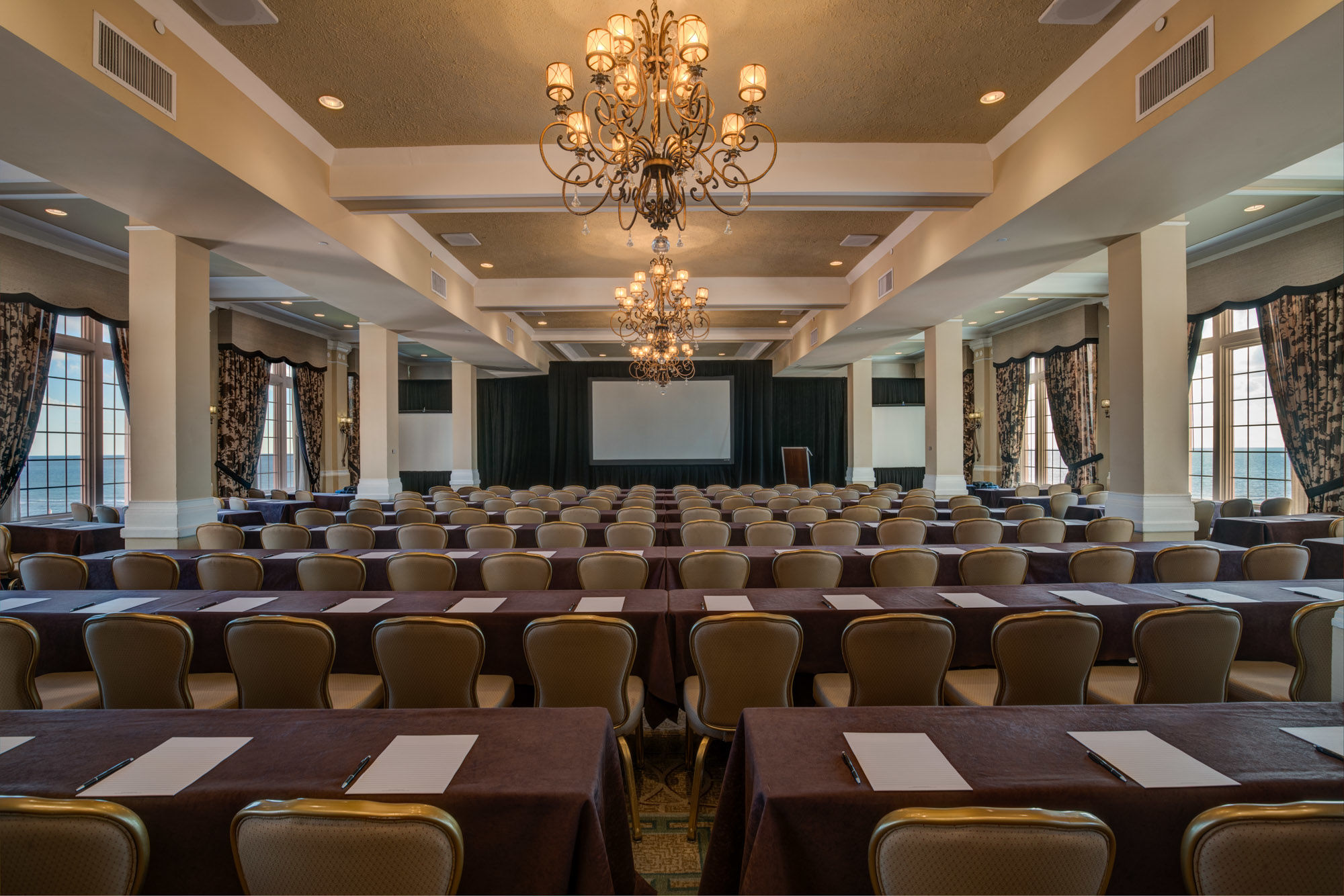 The Don Cesar Hotel St. Pete Beach Perniagaan gambar